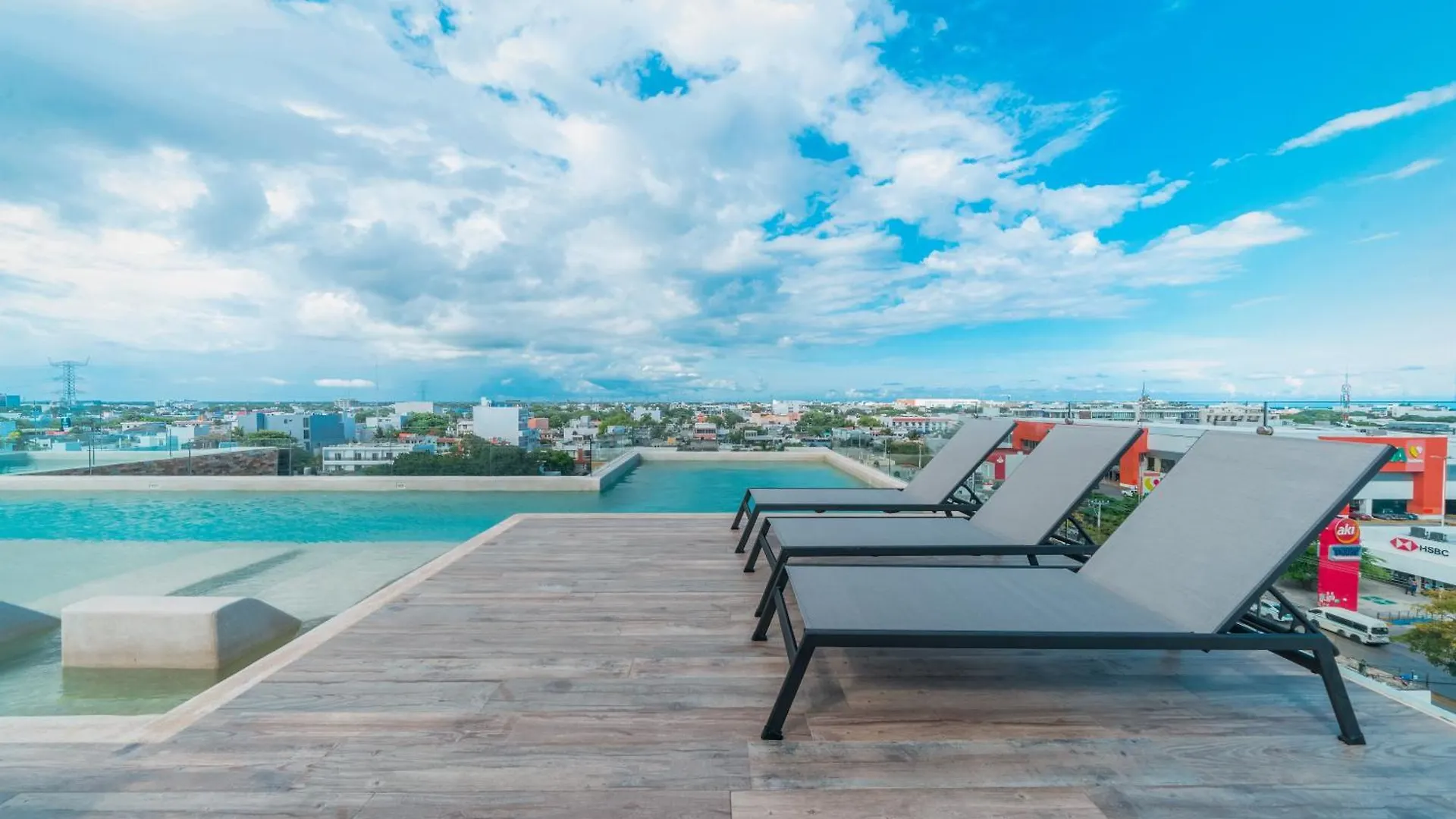 Veranda 210 Condo - Downtown, - At Veranto Condos With Rooftop Pool Playa del Carmen