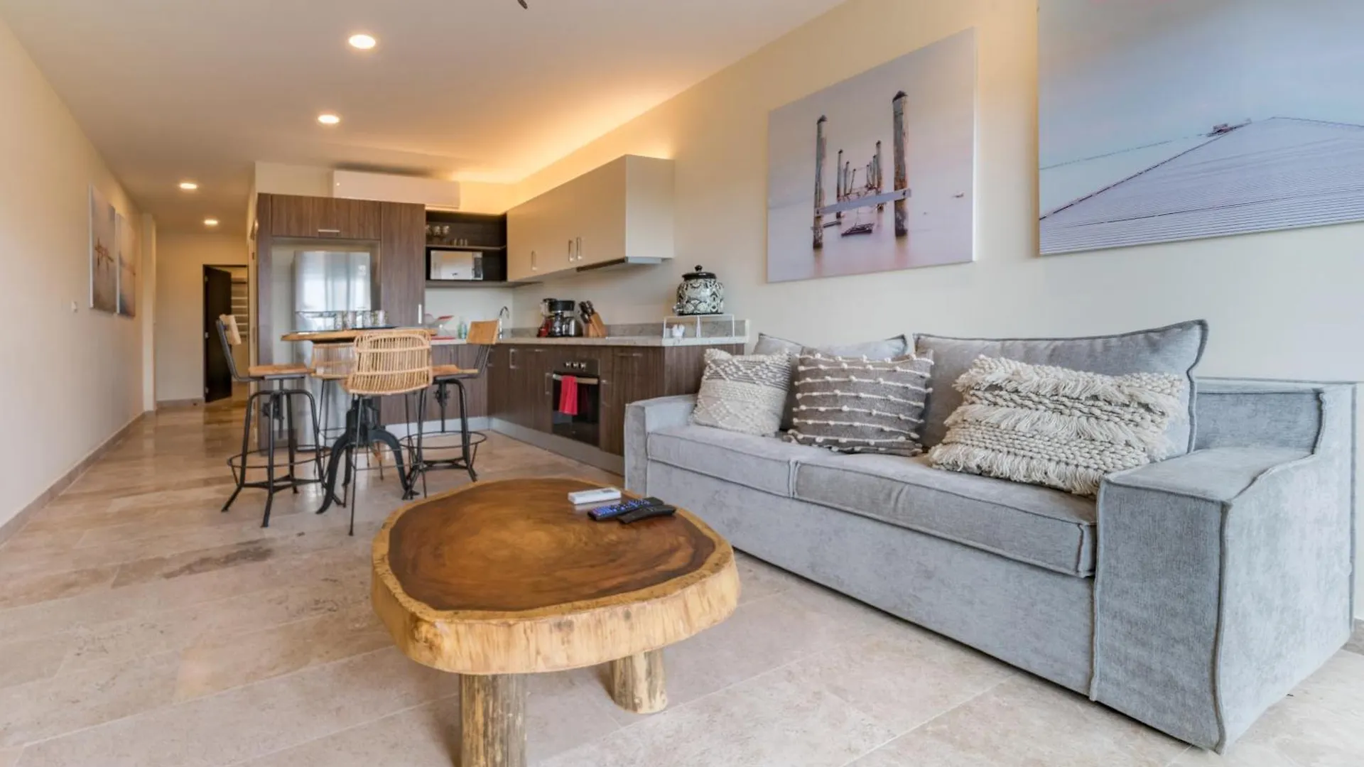 Apartment Veranda 210 Condo - Downtown, - At Veranto Condos With Rooftop Pool Playa del Carmen